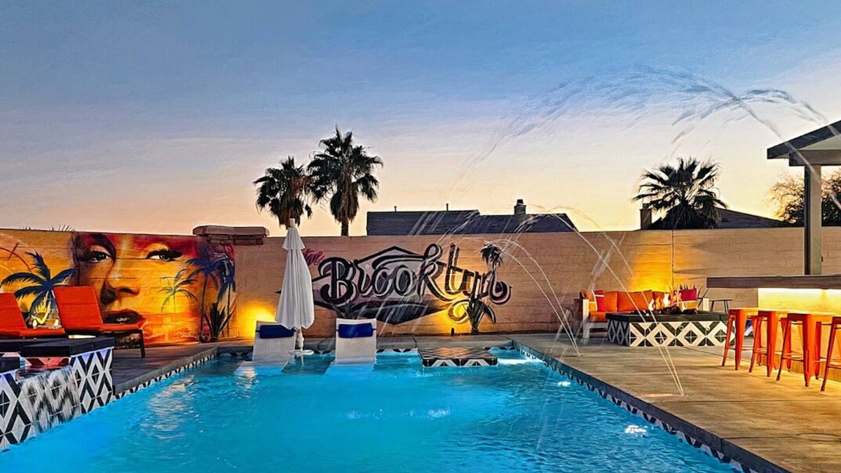 Terra Lago House | Dave and Busters Gameroom, Bar, Movie Theater!