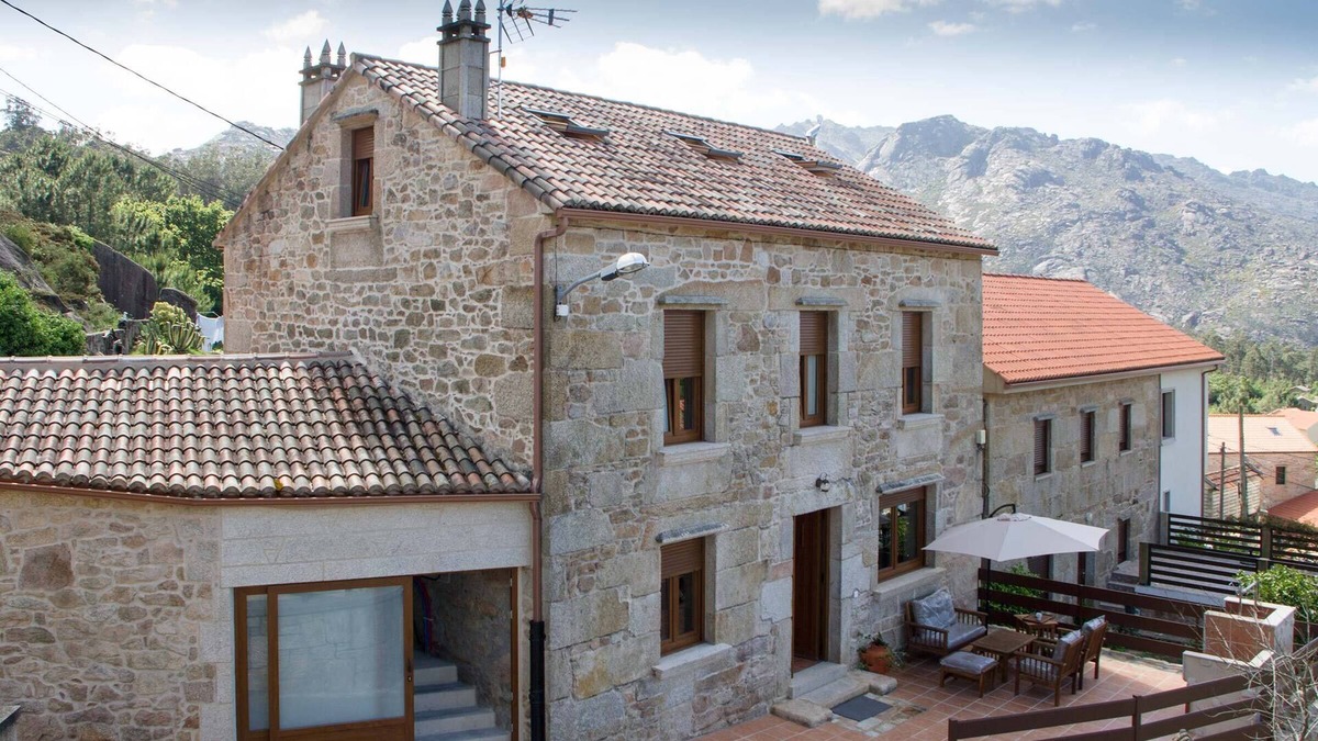 Ezaro House | Davoa Playa Ezaro House