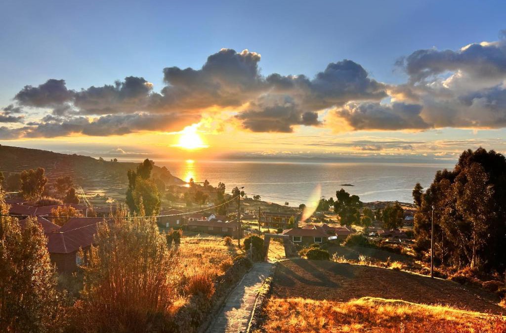 Isla Amantani Cabin | Dawn House - Lago Titicaca