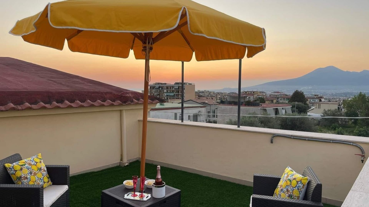 Gragnano Apartment | DAY DREAMS HOME-SORRENTO & AMALFI COAST