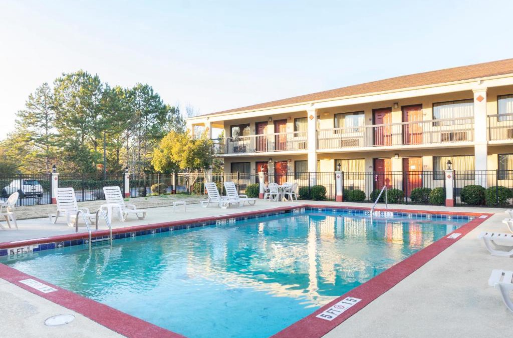 Adairsville Hotel | Days Inn by Wyndham Adairsville