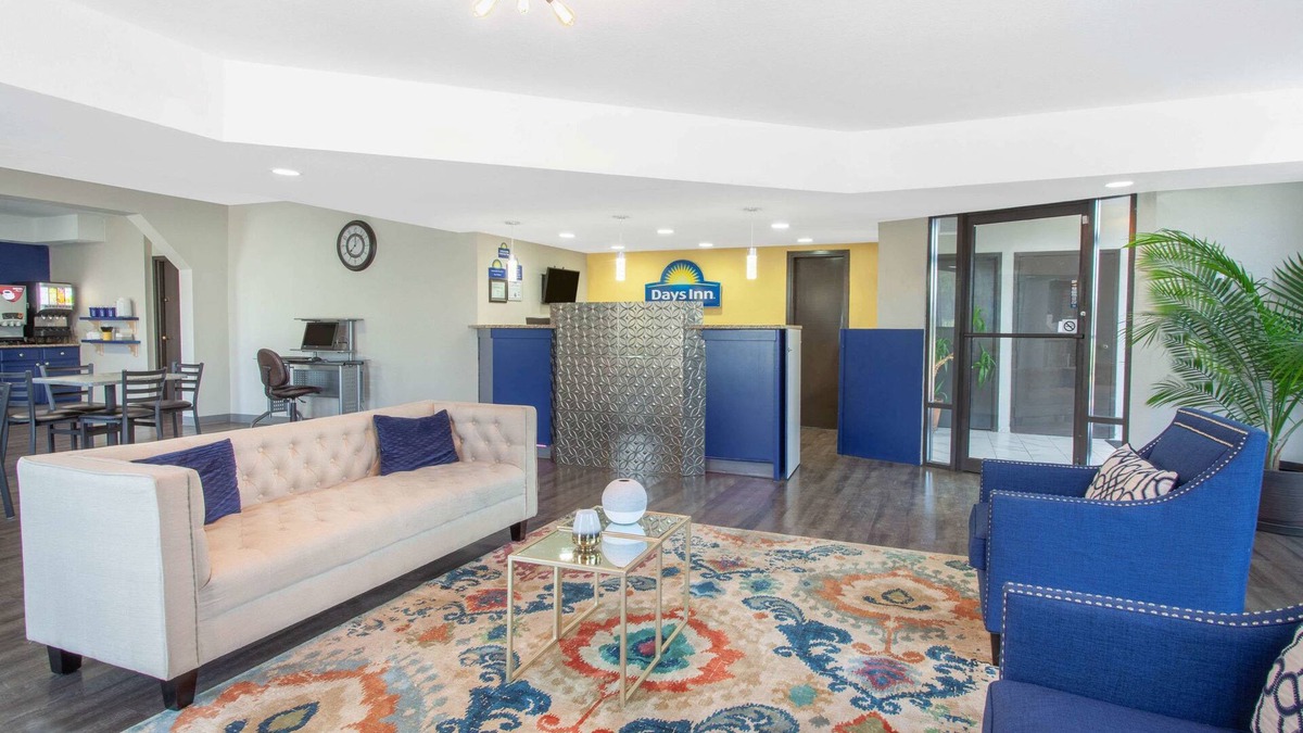 Clinton Hotel | Days Inn by Wyndham Clinton/Laurens I-26