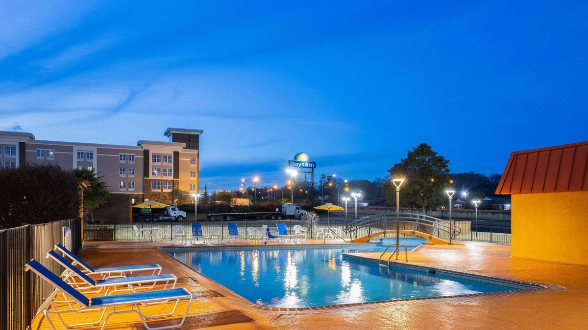 Forsyth Hotel | Days Inn by Wyndham Forsyth