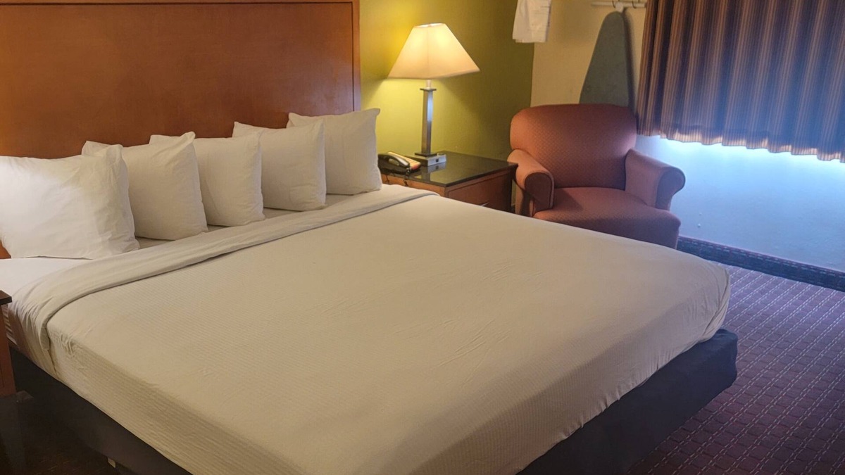 Fort Dodge Hotel | Days Inn by Wyndham Fort Dodge