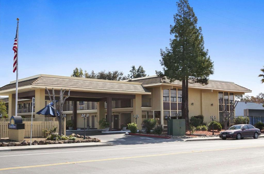 Gilroy Hotel | Days Inn by Wyndham Gilroy
