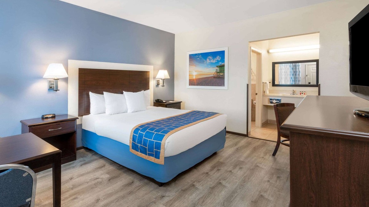 Grants Hotel | Days Inn by Wyndham Grants