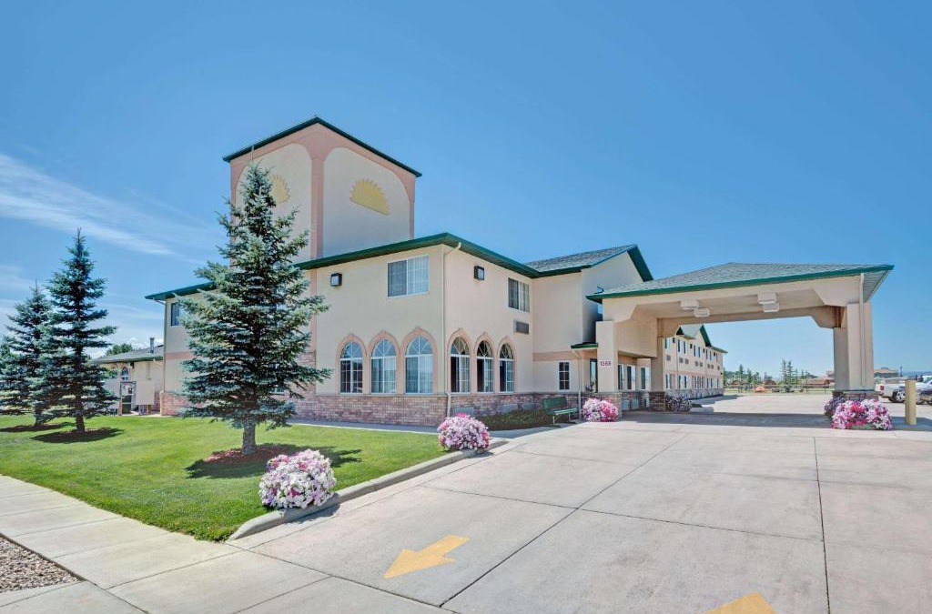 Laramie Hotel | Days Inn by Wyndham Laramie