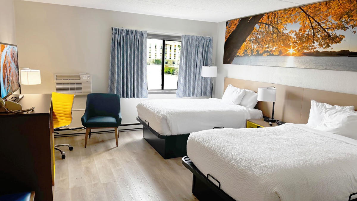 Mason City Hotel | Days Inn by Wyndham Mason City