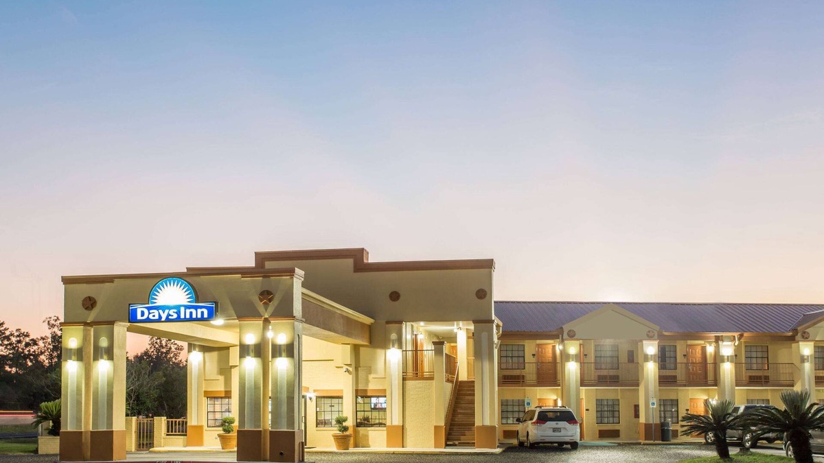 Orange Hotel | Days Inn by Wyndham Orange