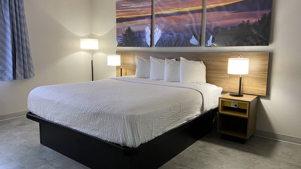 Rawlins Hotel | Days Inn by Wyndham Rawlins