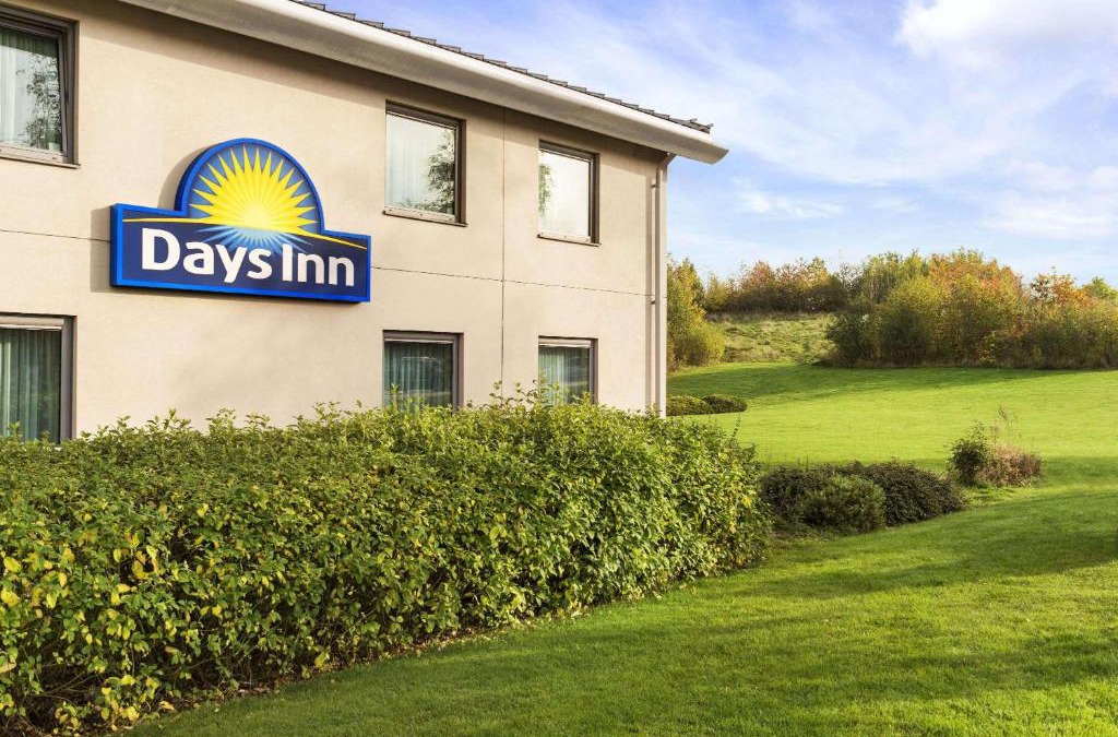 Norton Canes Hotel | Days Inn Cannock - Norton Canes