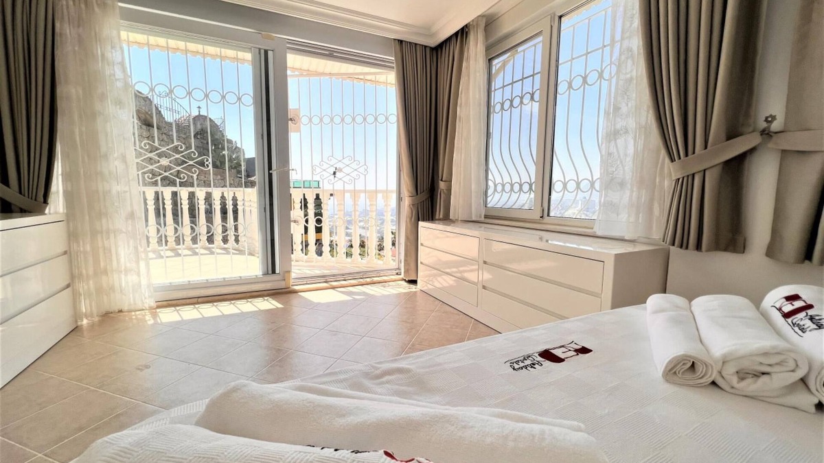 Kargicak Villa | Dazzling Villa with Private Pool in Alanya