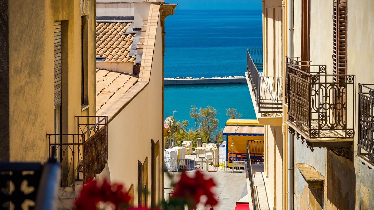 Sciacca Historic Centre Bed & Breakfast | De Gregorio Suites