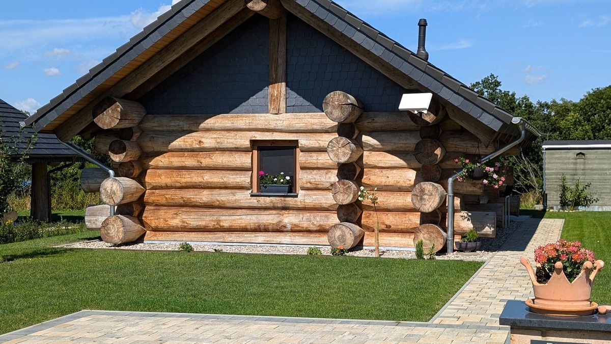 Kraase Cabin | Log Cabins Naturstammhaus - Ferienhaus Rügen 16 - Feriendorf Tollensesee
