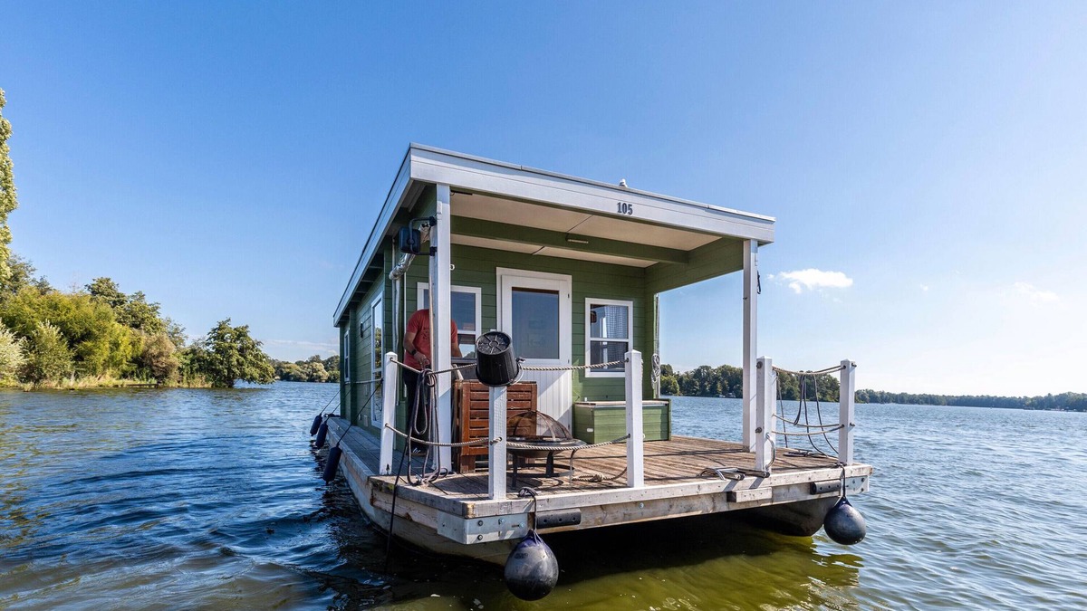 Koenigs Wusterhausen Boat Rental | Houseboat Bunbo 1060