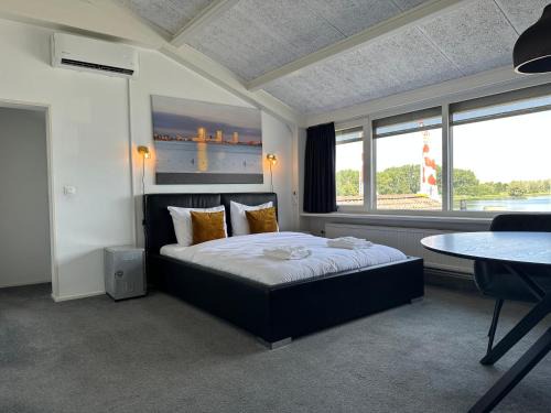 Oud Verlaat House | De Strandgaper