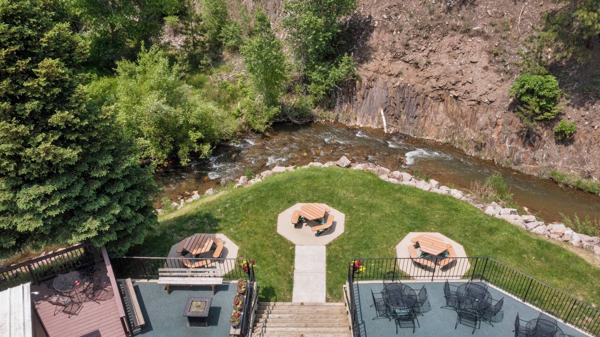 Deadwood Hotel | Deadwood Gulch Resort, Trademark Collection by Wyndham