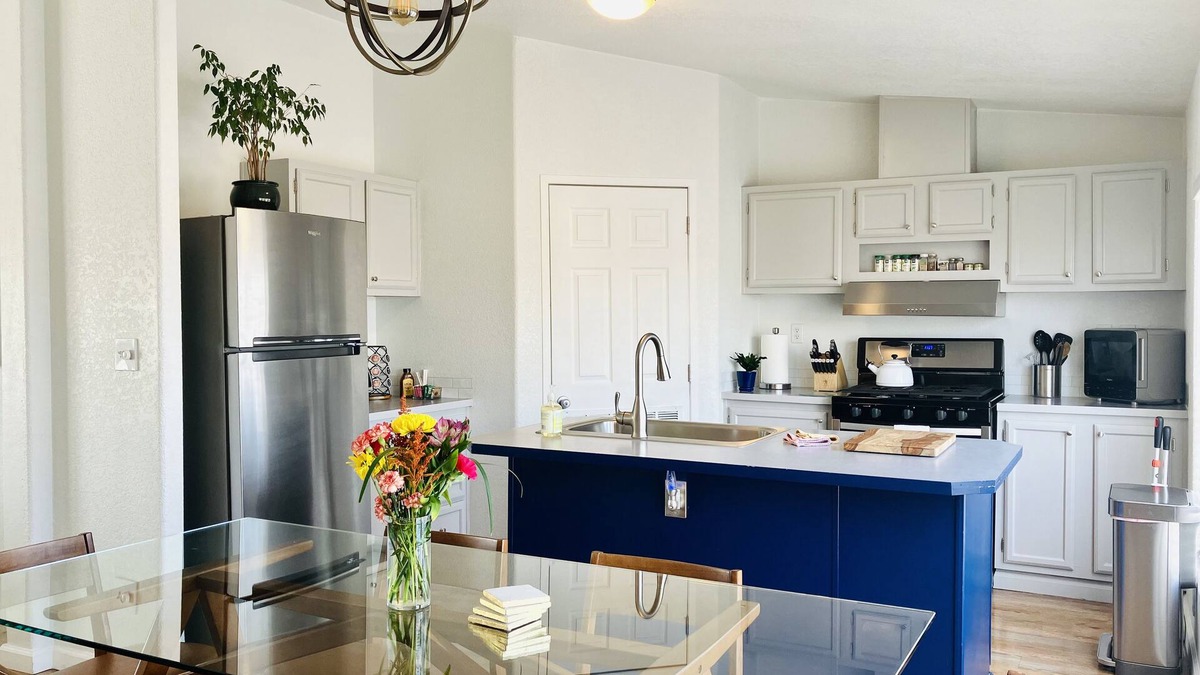 Tecopa House | Death Valley Hot Springs 3BR
