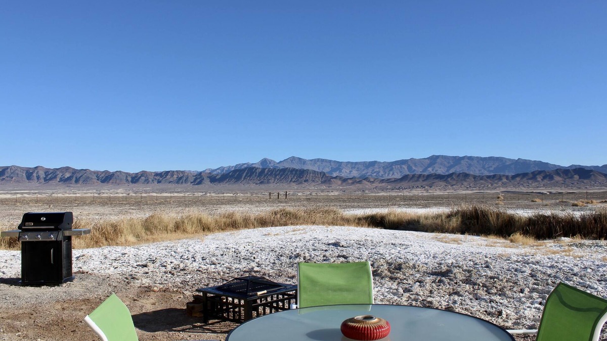 Tecopa House | Death Valley Hot Springs Charm 2BR