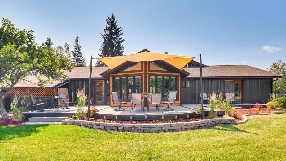 Libby House | Deck & Mtn Views: Libby Home on Golf Course!