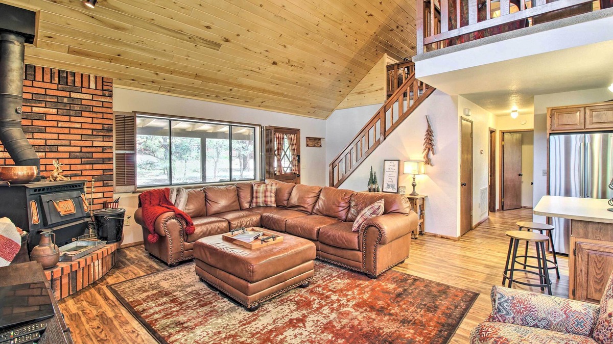 Overgaard Cabin | Deck, Porch & Grill: Heber-Overgaard Getaway!