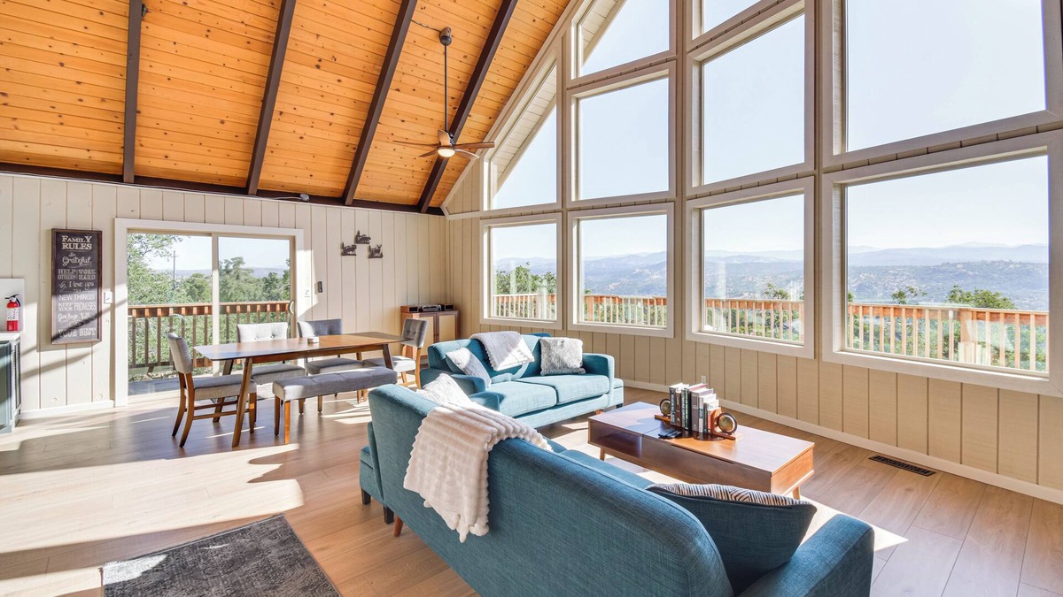 Yosemite Lakes Cabin | Deck + Views: Scenic Yosemite Lakes Retreat