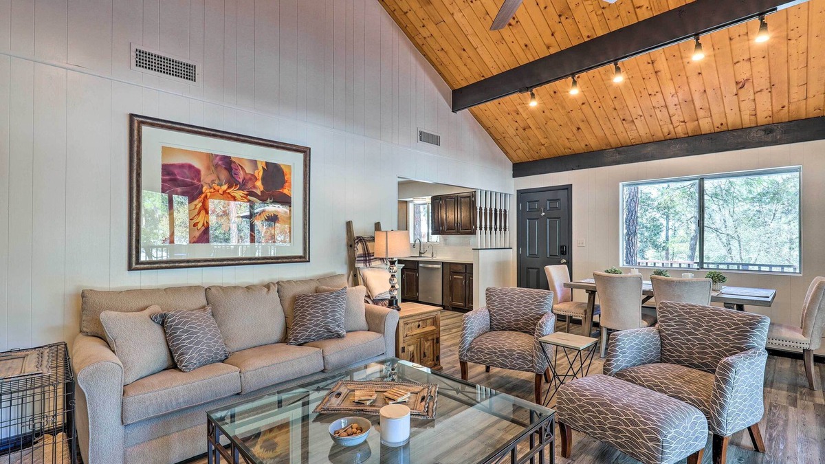Groom Creek Cabin | Deck w/Wooded Views: Rustic-Chic Prescott Cabin!