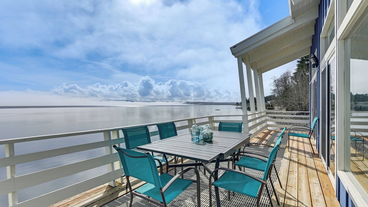 Shelton House | Decks & Views: Waterfront Shelton Home
