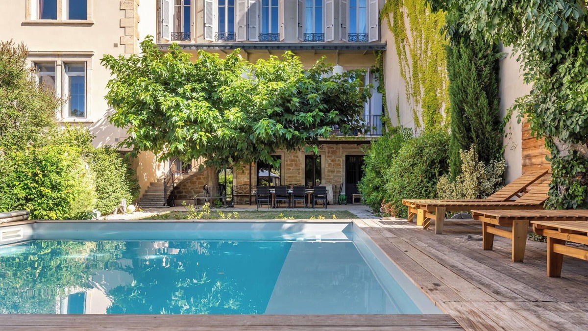 Croix Rousse Villa | Découverte - Sumptuous property with swimming pool in Croix-Rousse