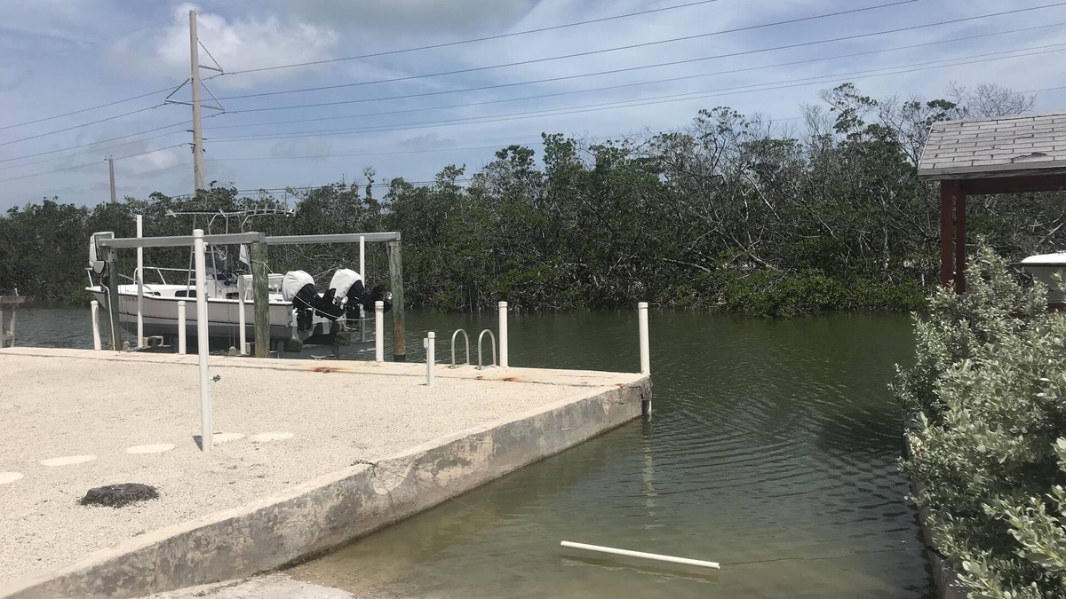 Lower Matecumbe Beach House | Deep Water Canalfront Home W/Boat Ramp