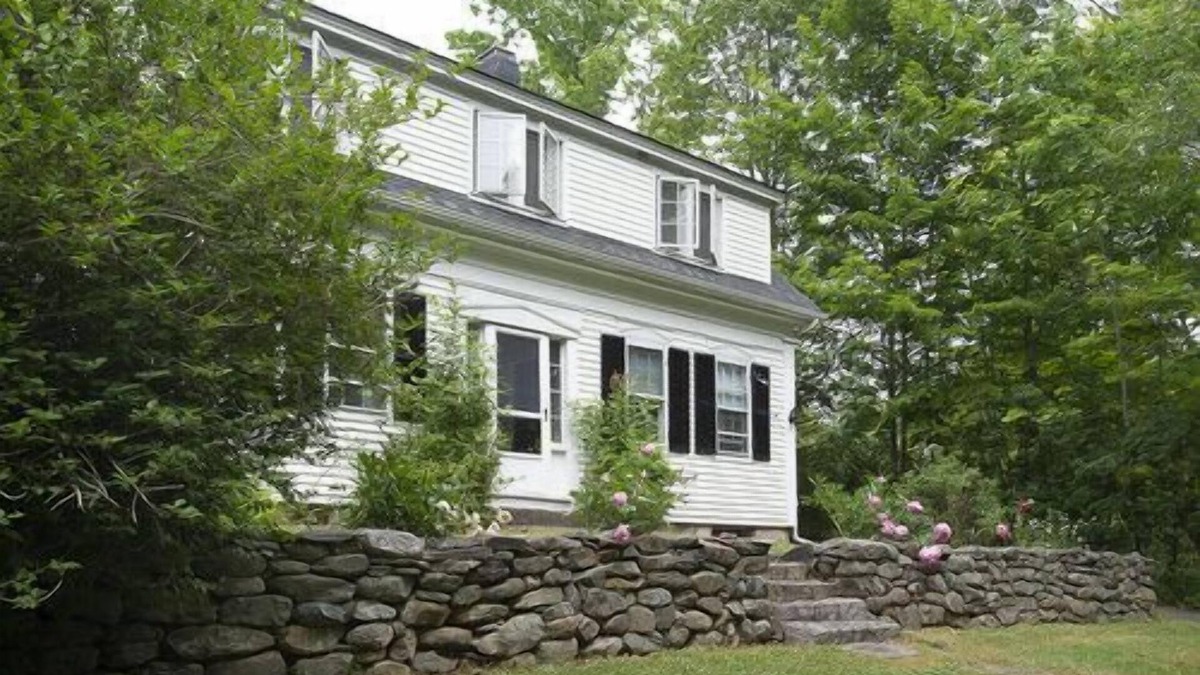 Deer Isle House | Deer Isle Farmhouse - New!
