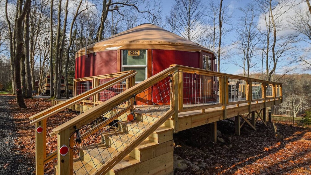 Crellin RV Rental | Deer Pass – Luxury Glamping Yurt Near Deep CreekMd
