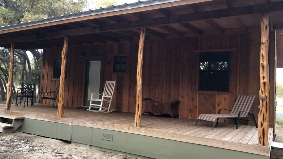 Utopia Cabin | Deer Run Cabin, Utopia TX