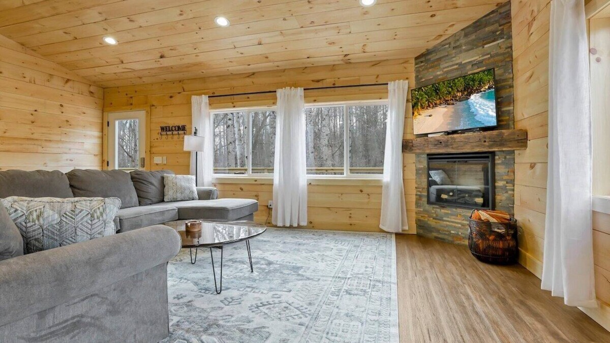 Rockbridge Cottage | Deerberry Ridge (Hocking Hills Area)