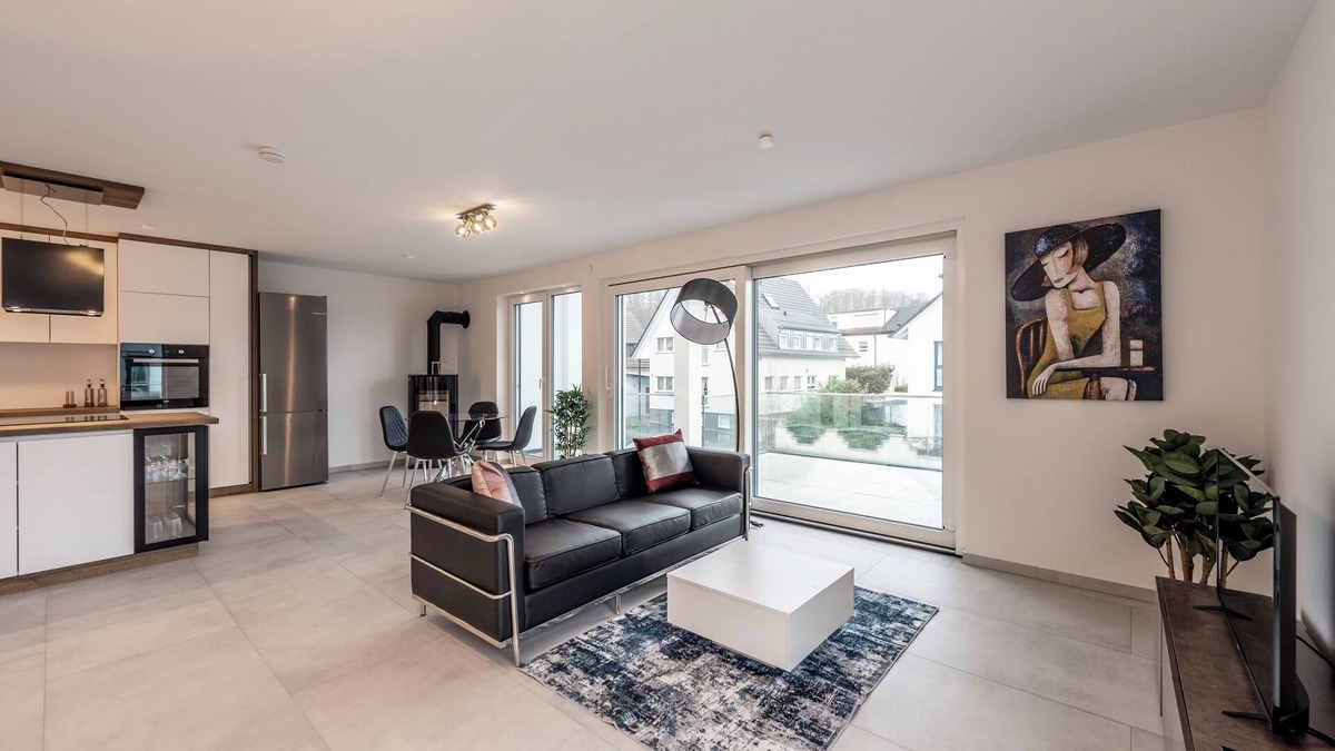 Boeblingen Apartment | Delightful 2 Room Apartment USM I Fireplace & Balcony I Panzer KaserneI Family