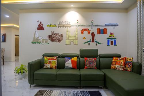 Gachibowli Apartment | Delightful 3 Bed holiday home with AC Near US Embassy, Gachibowli