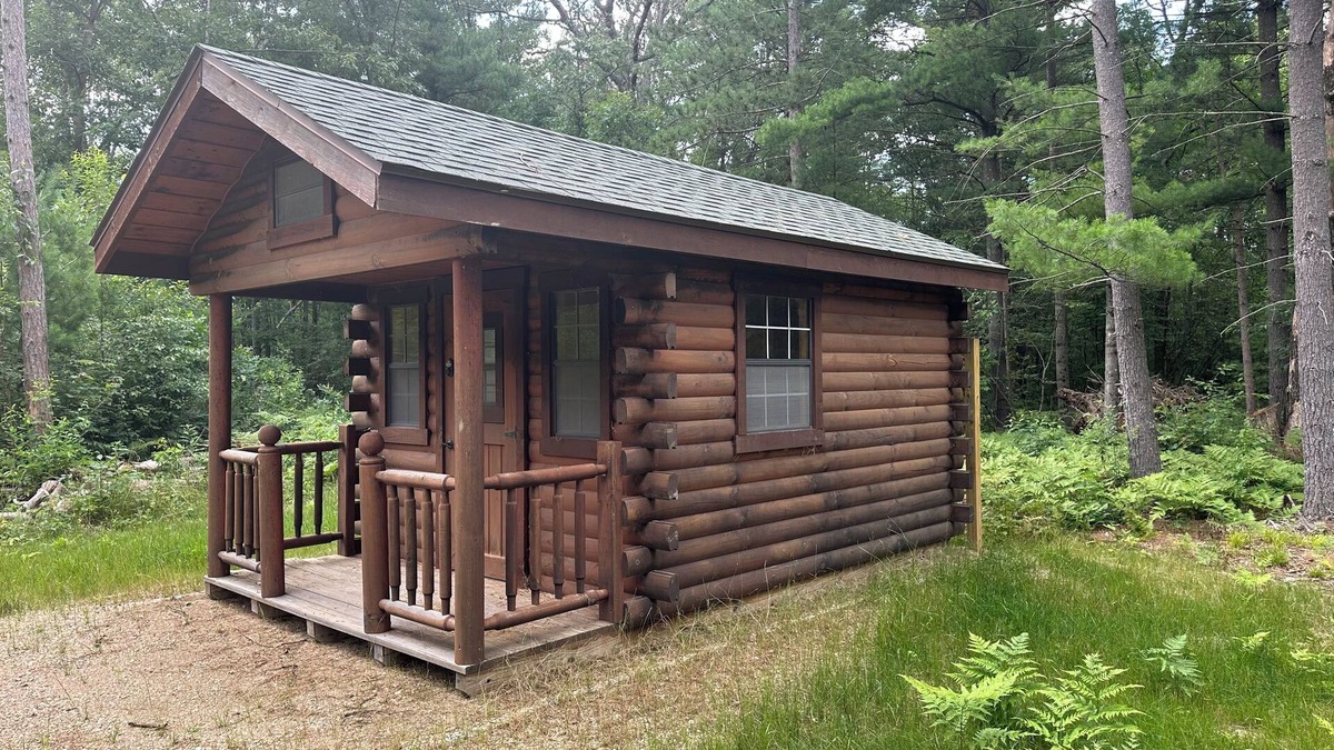 Big Rapids Cabin | Delightful cabin in Big Rapids for a cozy getaway