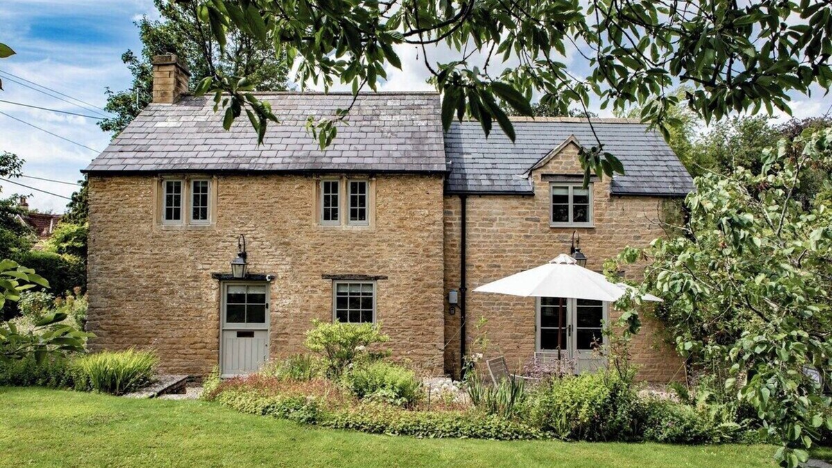 South Wraxall House | Delightful Cottage Retreat