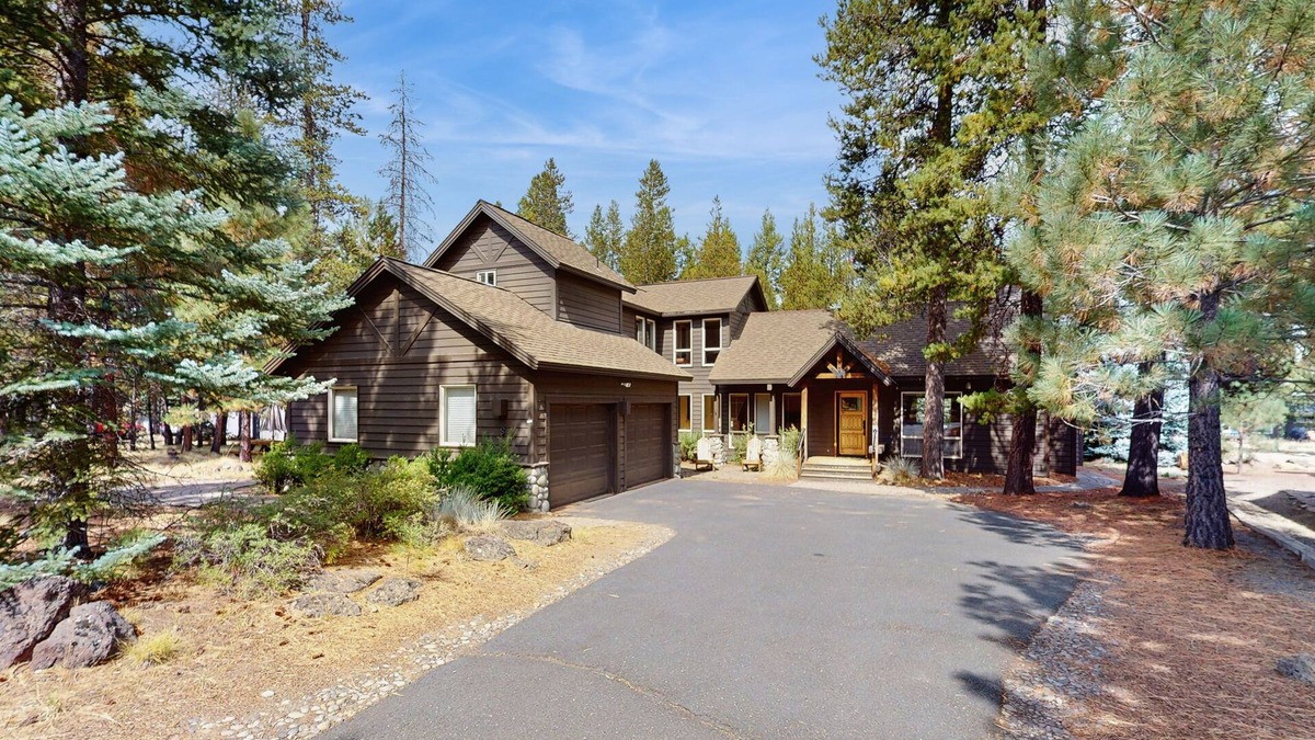 Deer Park House | Delightful dog-friendly home w/private hot tub, fireplace, shared pool & tennis