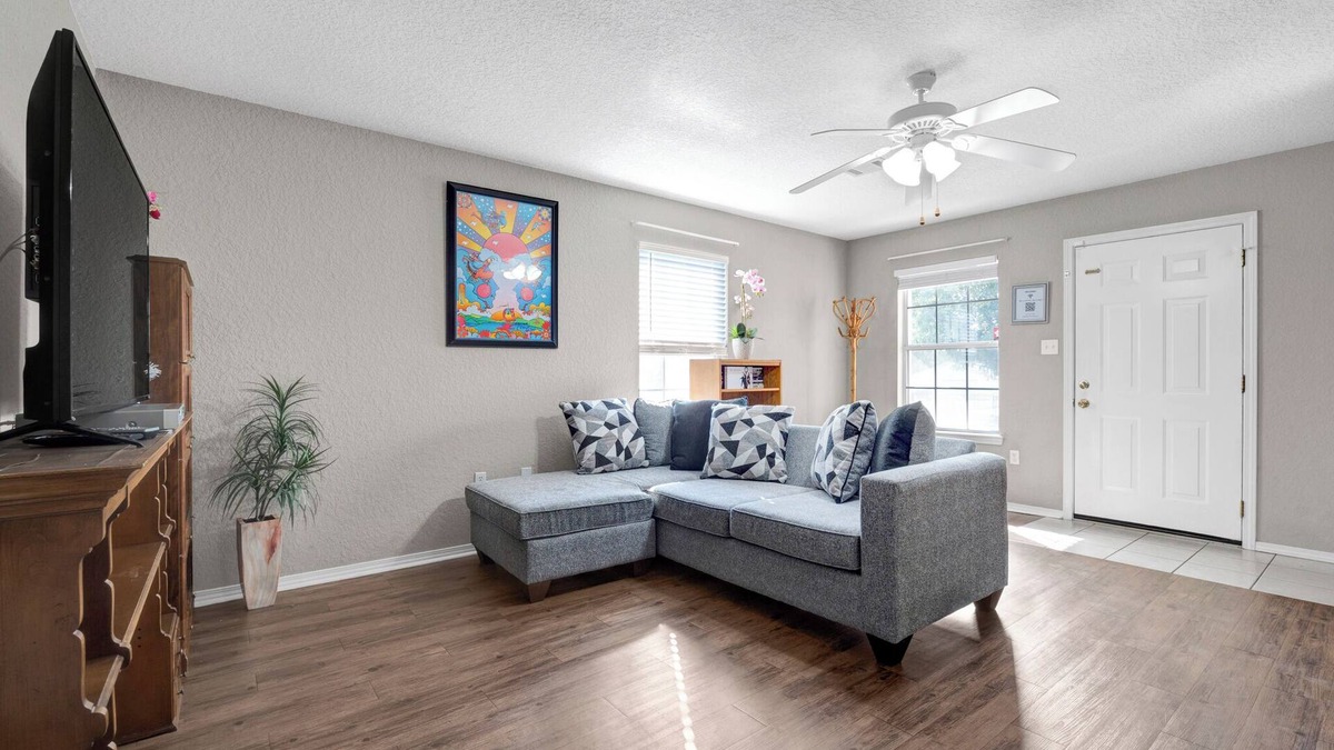 Fort Smith House | Delightful Duplex 2 beds 2 baths