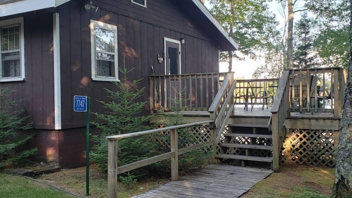 St Germain House | Delightful lakeside cottage on Little Saint Germain with private dock and sandy