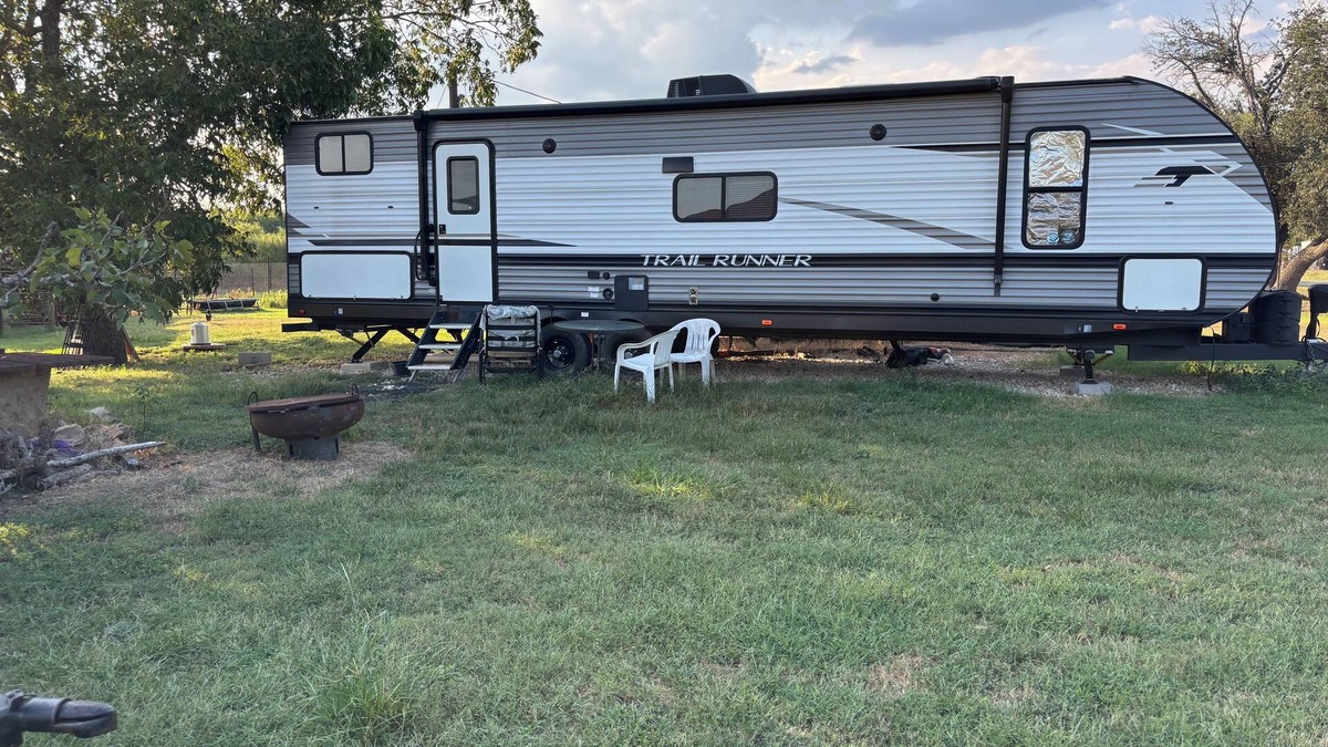 Lexington House | Delightful RV with AC in charming Lexington