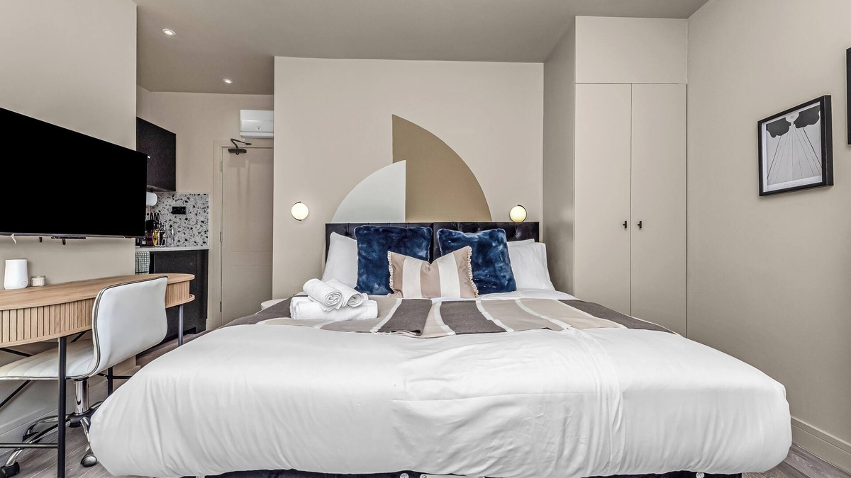 Peckham Apartment | Delightful Studio Suite with Modern Kitchenette