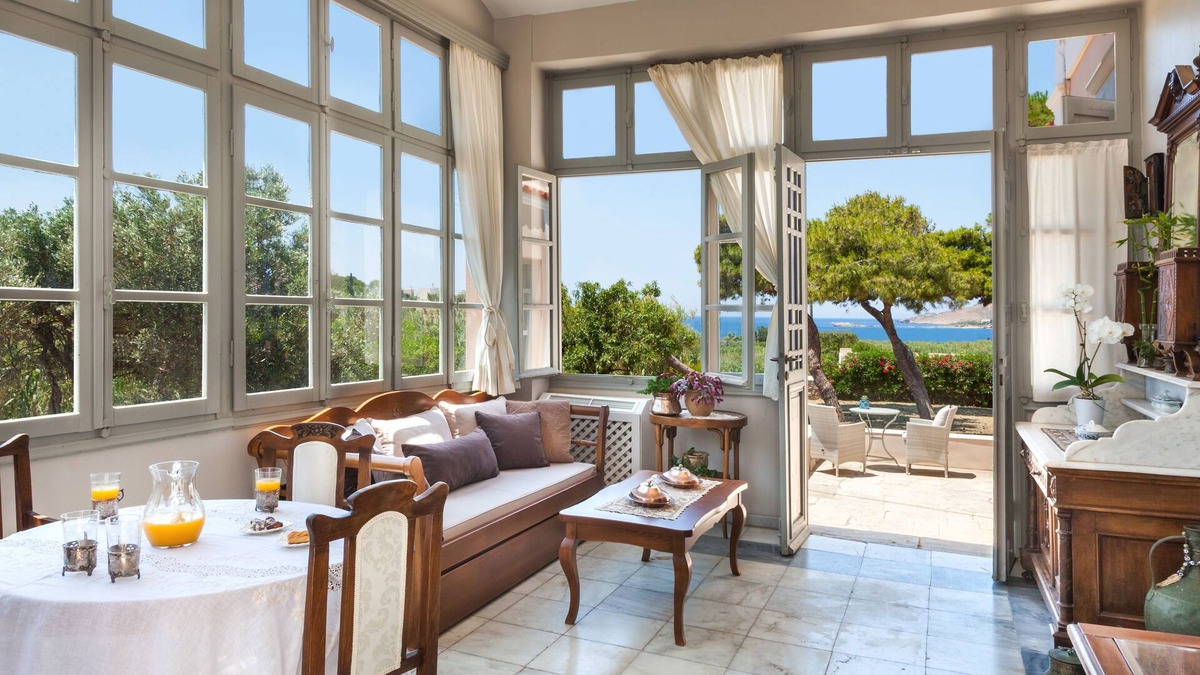 Posidonia Villa | DellaGracia Mansion in Poseidonia Syros, Cyclades