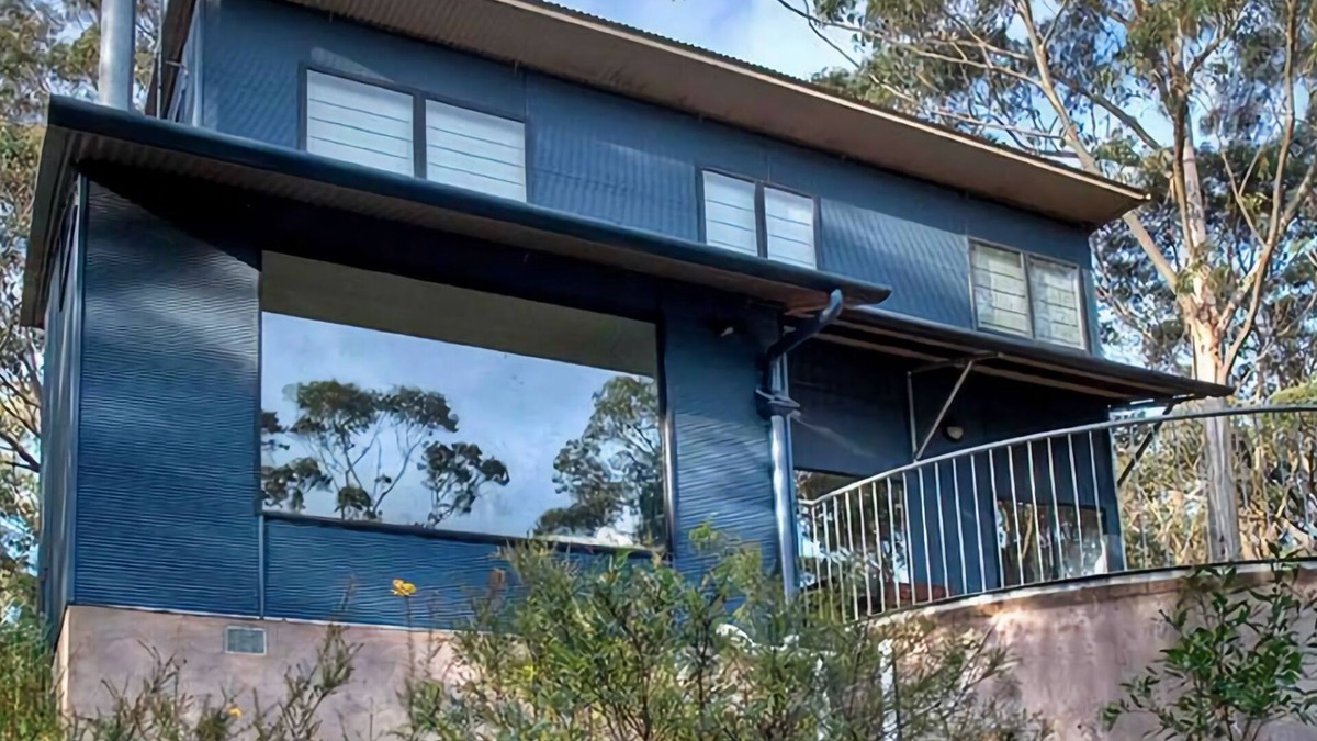 Medlow Bath House | Delmonte | Modern home set on a large bush block located near Hydro Majestic