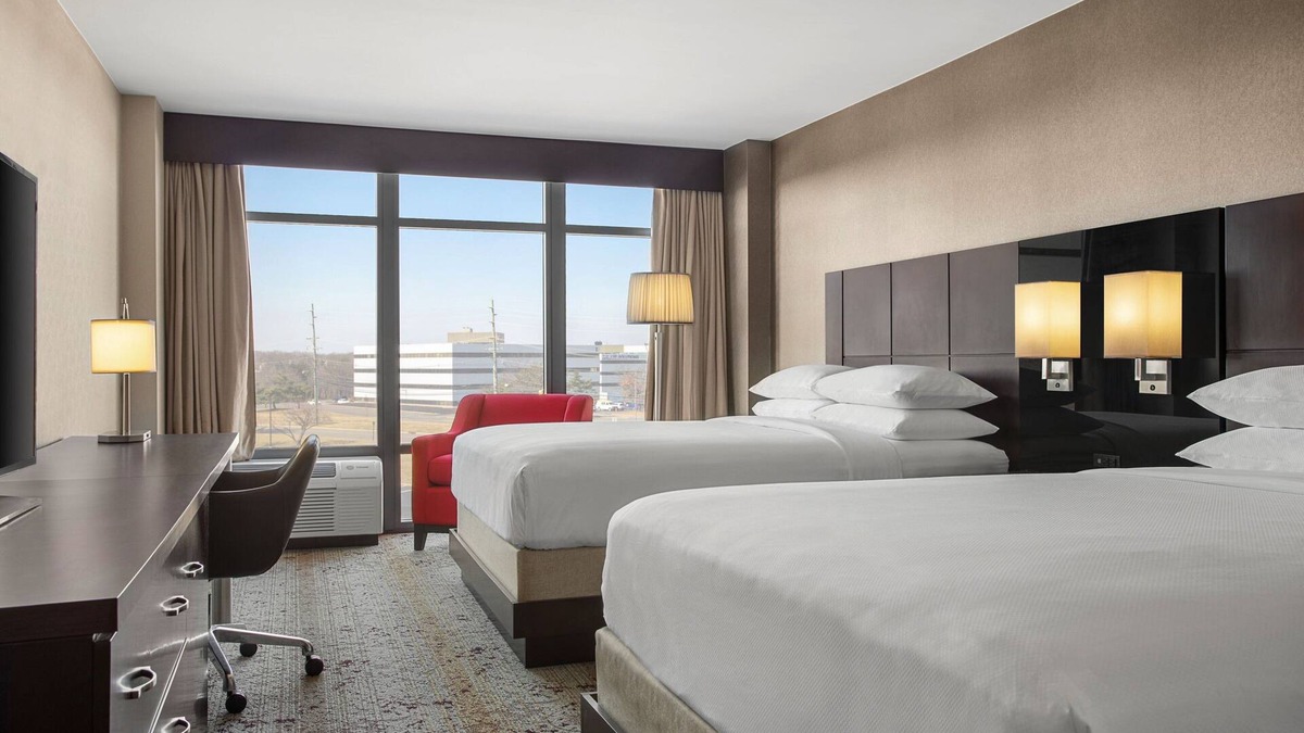 Somerset Hotel | Delta Hotels by Marriott Somerset