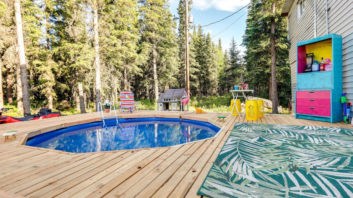 Delta Junction House | Delta Junction Rental w/Shared Pool & Hot Tub!