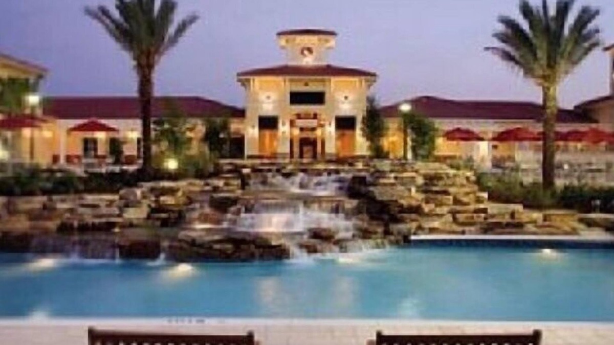 Orange Lake Villa | Deluxe 2 BR Villa sleeps 7