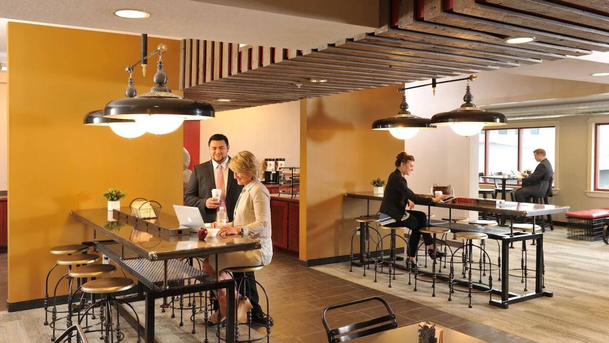 Independence Hotel | Deluxe 2 Queen, Work Desk, Stoney Creek KC, Near Casino | 4 Units
