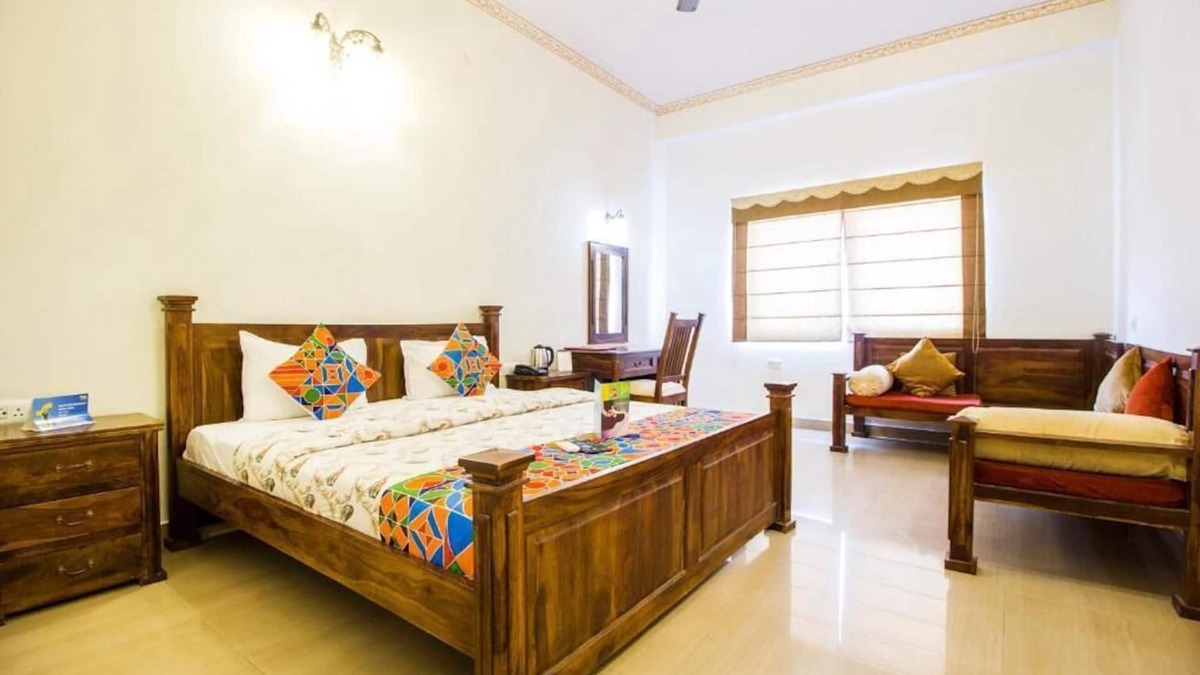 Jagatpura Hotel | Deluxe Double Room #5/W breakfast